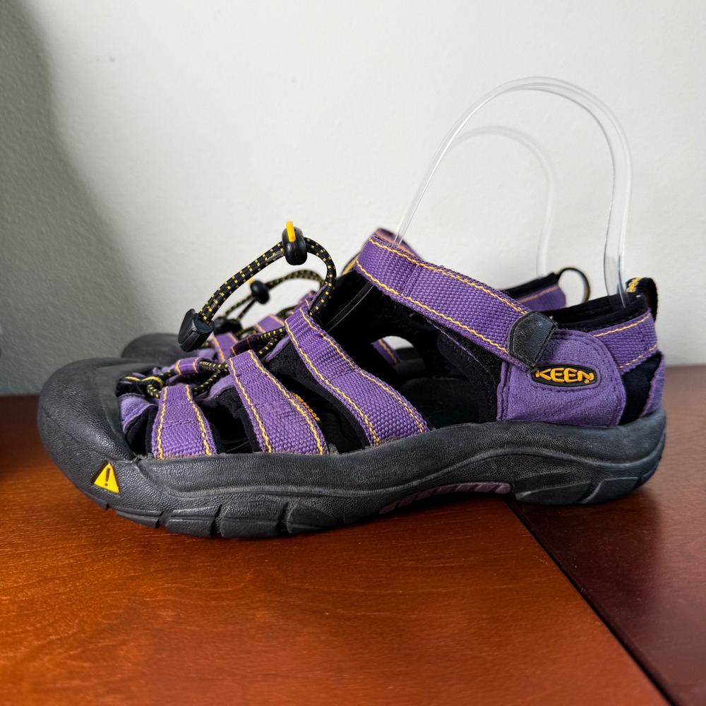 Keen Newport H2 Sandals Women 5 Purple Hiking Water Shoes Bungee Lace Protective